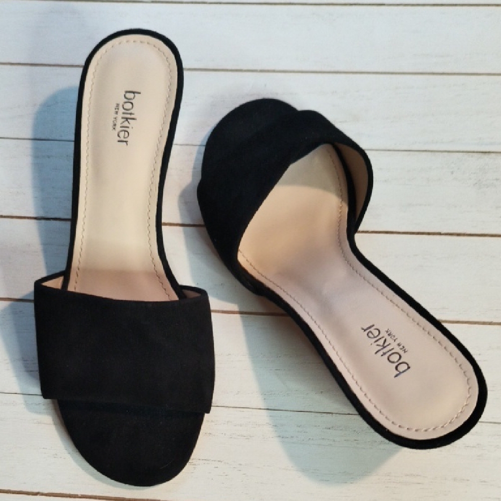 Botkier Black Sandals